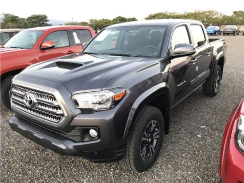 TOYOTA TACOMA TRD AÃO 2017